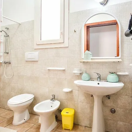 Albachiara Apartment *